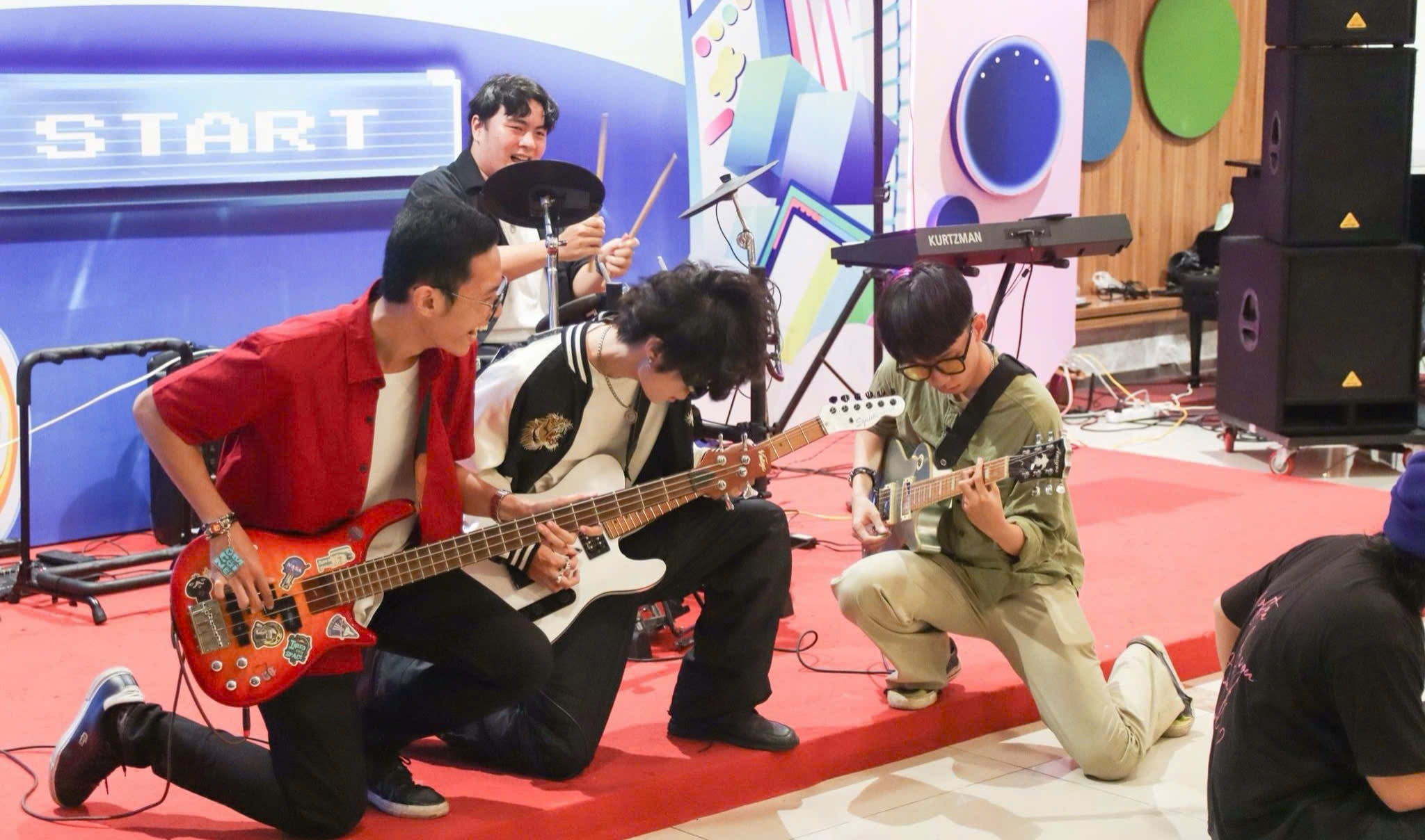 ACOUSTIC SHOW (2)
